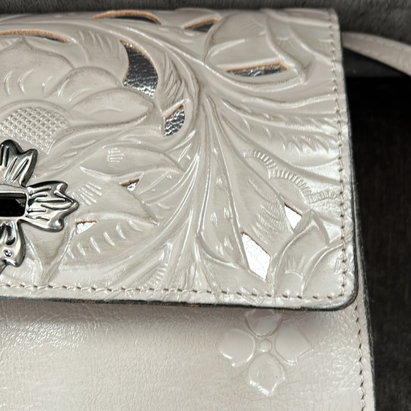 NWT Patricia Nash Gray Leather Crossbody Bag Handbag Med - Picture 5 of 6